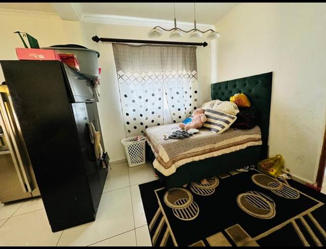 4 BEDROOM HOUSE FOR SALE IN KENSINGTON